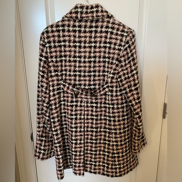 SALE!! Reduced to $25 Nine West Coat Black Pink Plaid. - Picture 2 of 2